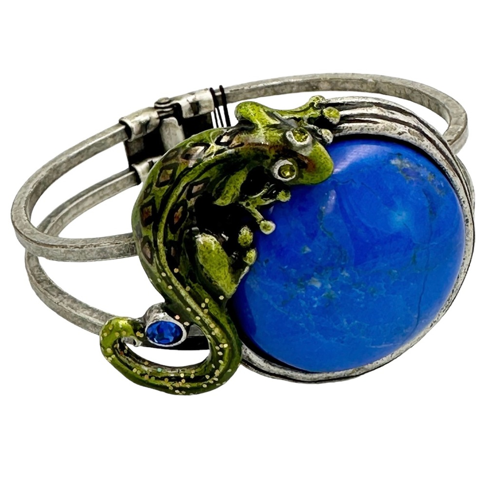 Chico’s Lizard Gecko Large Hinged Clamper Style Enamel Stone Bangle Bracelet